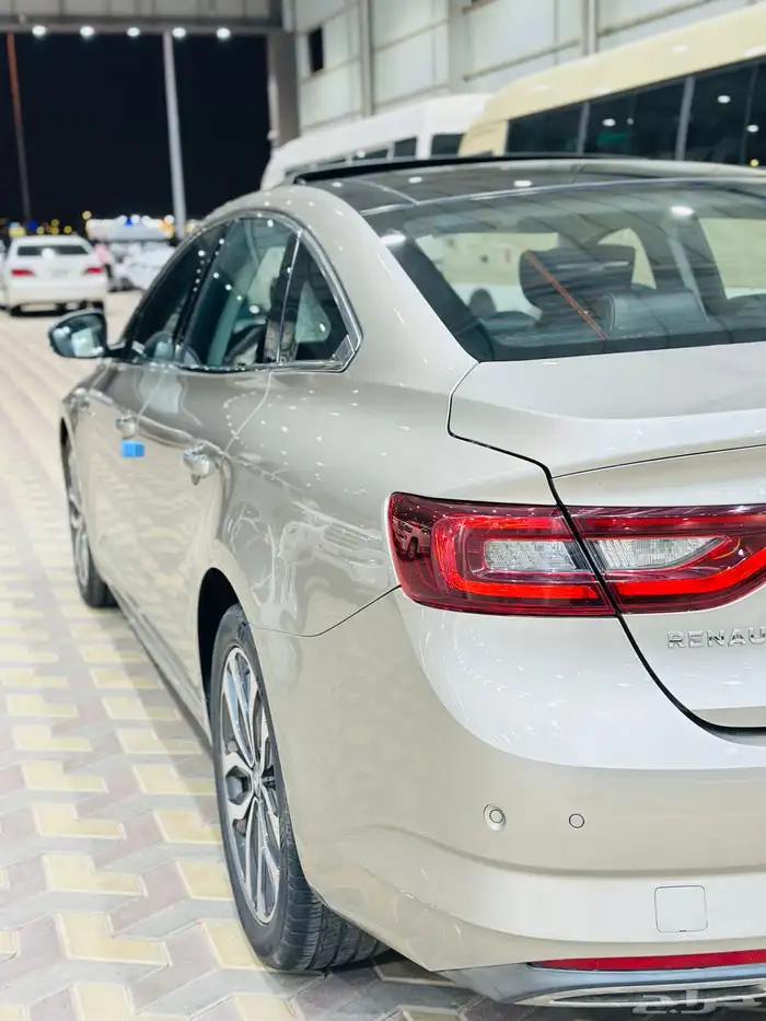 رينو تاليسمان 7