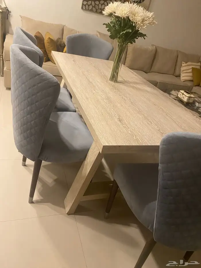 طاولة طعام ب6 كراسي 0