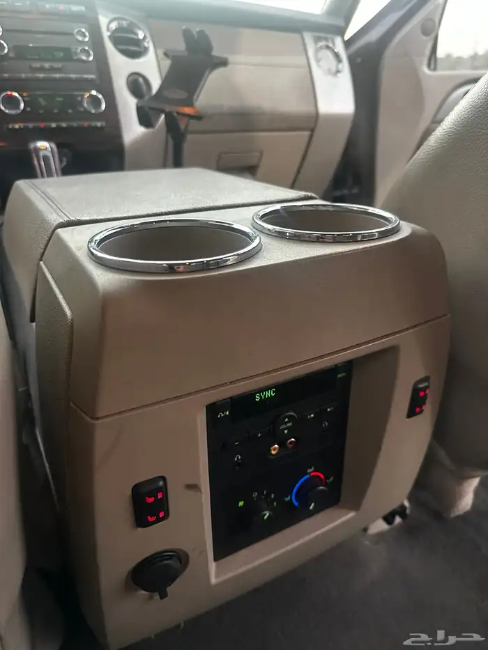 فورد اكسبيدشن 2009 لمتد دبل 10