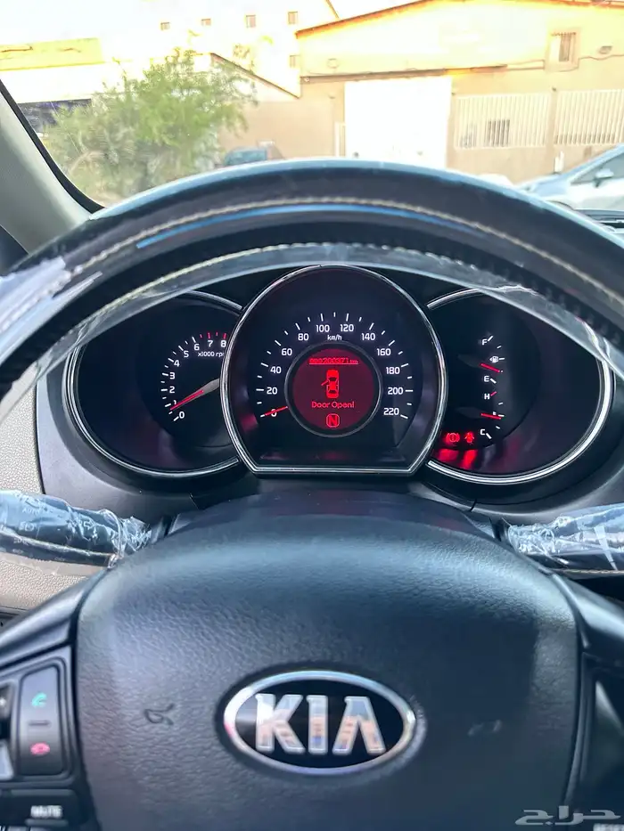 للبيع كيا ريو مديل2014 فل كامل 9