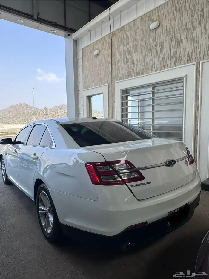 فورد تورس 2015 3