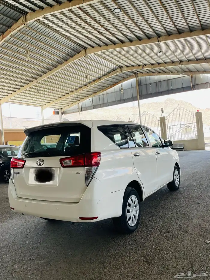 تويوتا انوفا بنزين - 2018 3