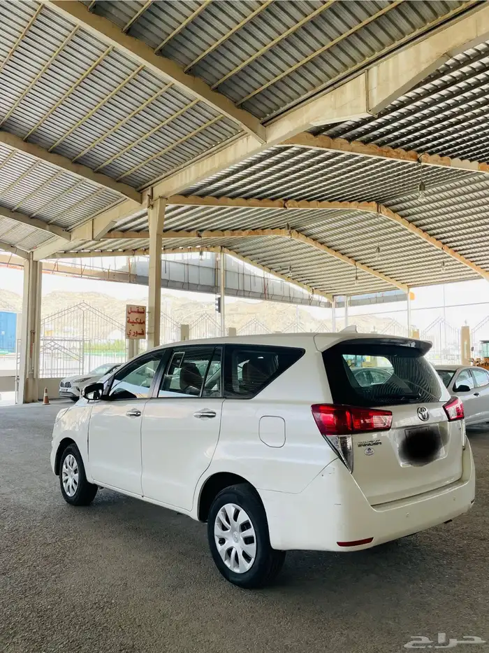 تويوتا انوفا بنزين - 2018 5
