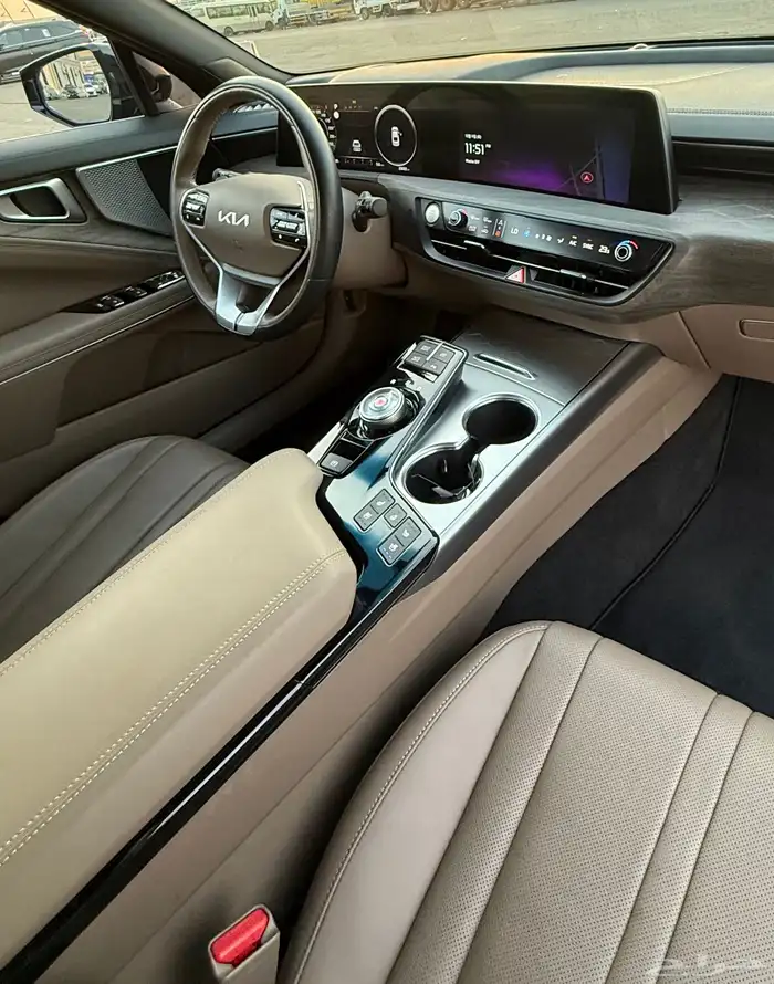 كيا K8 2022 ( بنزين ) فل كامل بدون بانوراما للبيع 12
