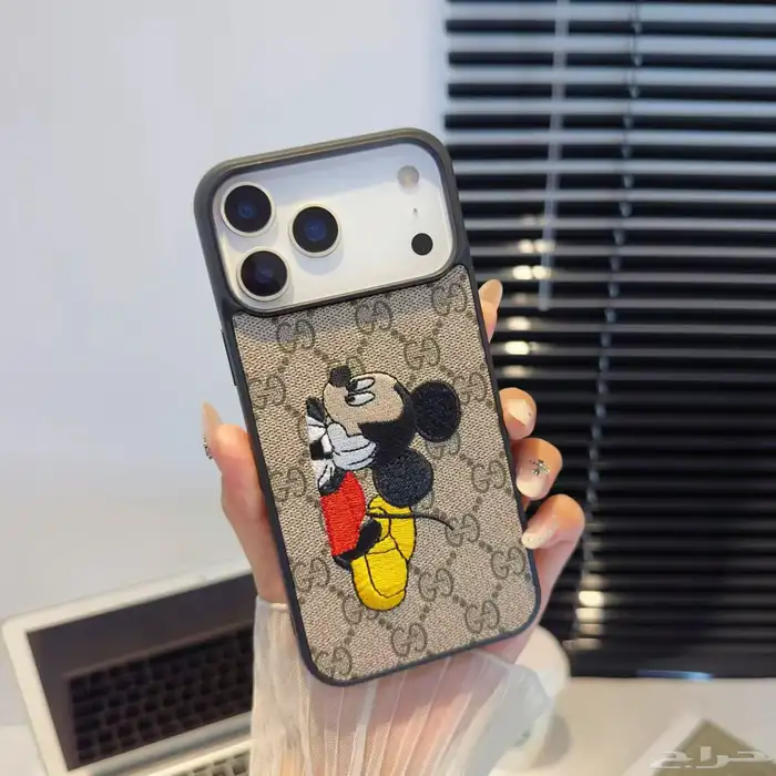 بيوت جوال أيفون 17 ماركات عالمية 90