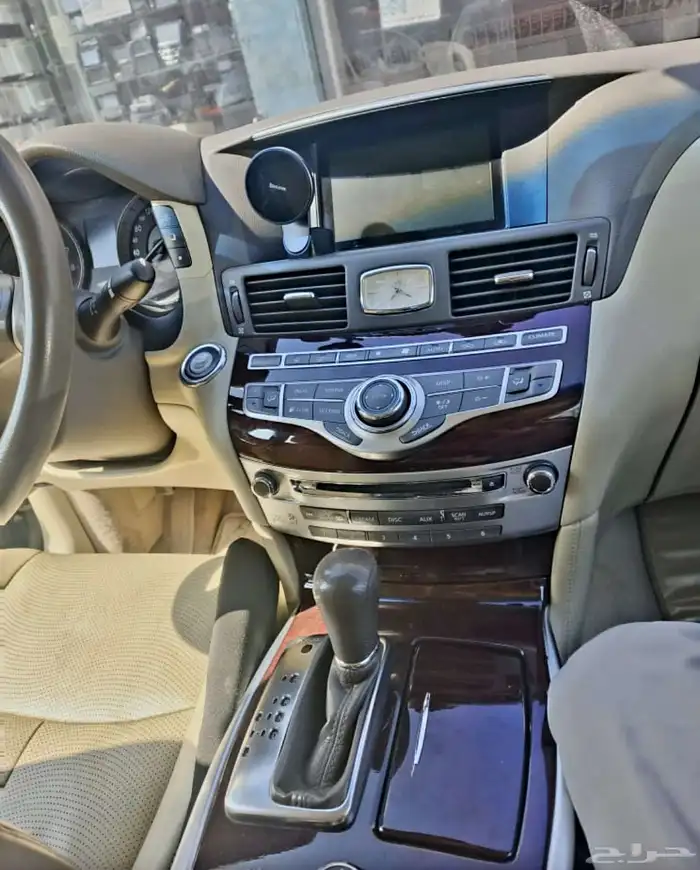 انفنيتي Q70 2015 6
