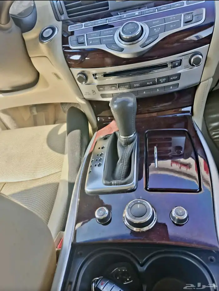 انفنيتي Q70 2015 8
