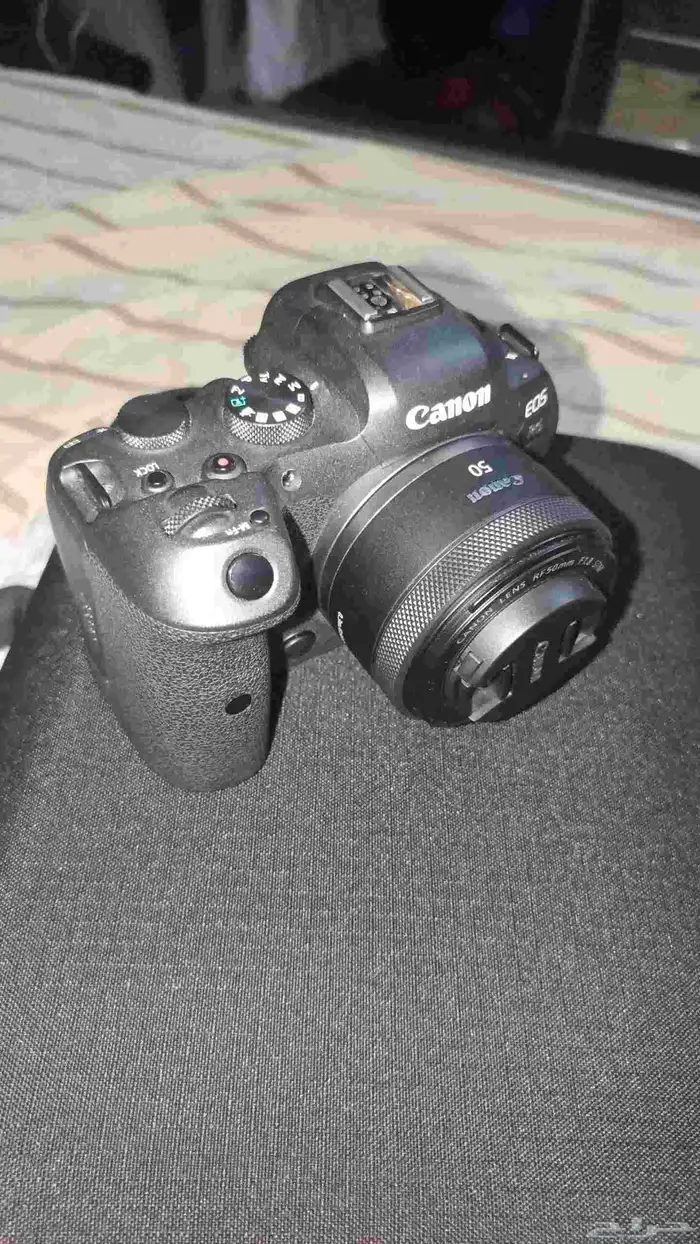 كاميرا و عدسات للبيع 0