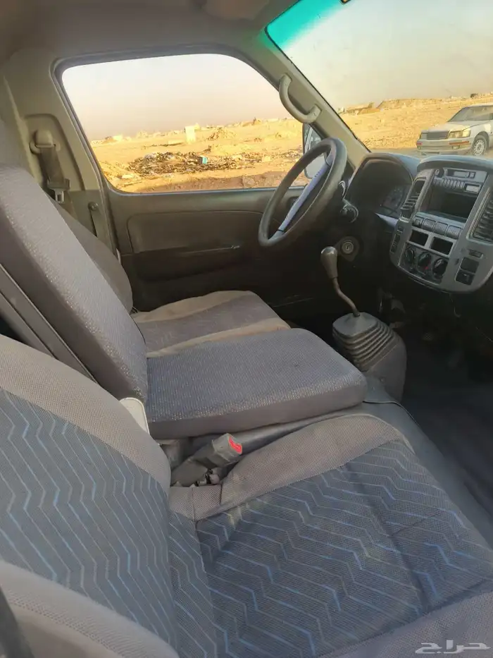 باص نيسان اورفان بنزين موديل 2011. مفحوص و الاستماره جديد 1