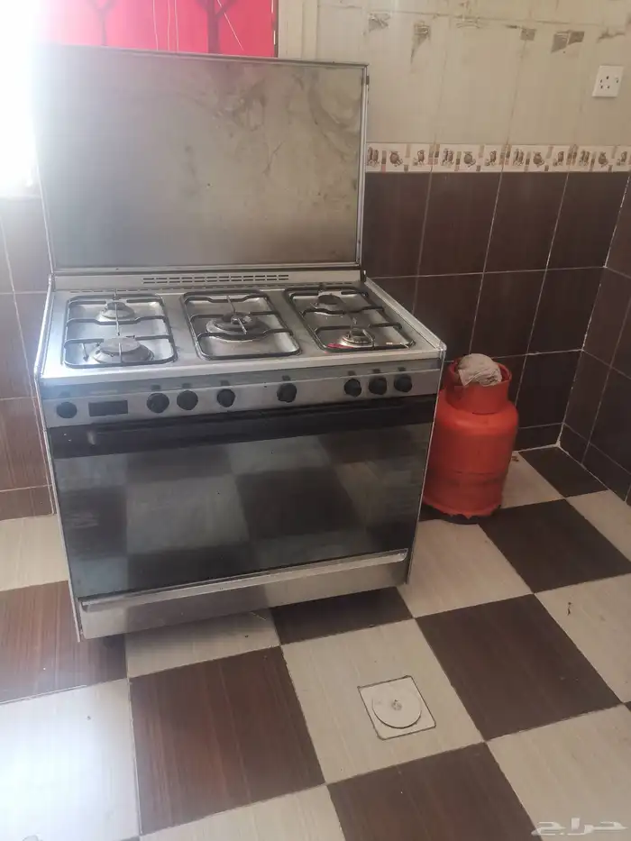 بوتجاز إيطالي 5 عين وثلاجه 1