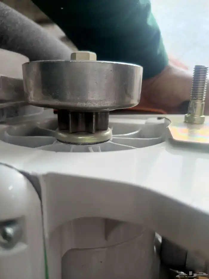 مطلوب جنازير وسيوف وتروس وشدادات لمنشار أشجار بنزين هذا الن 0