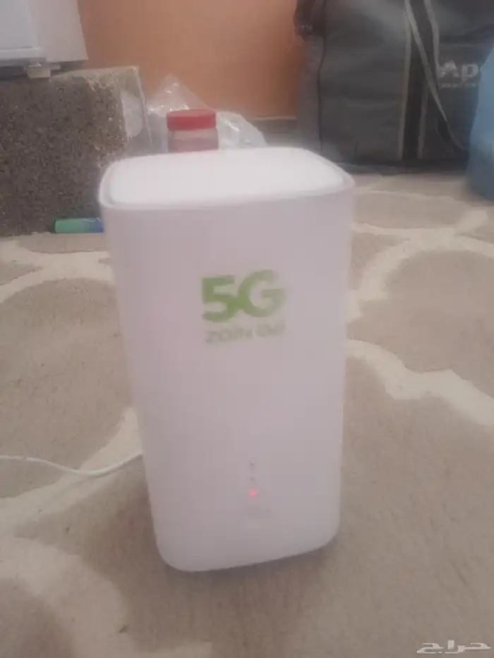 مودم زين للبيع مع الشاحن جديد مستخدم شهر 1