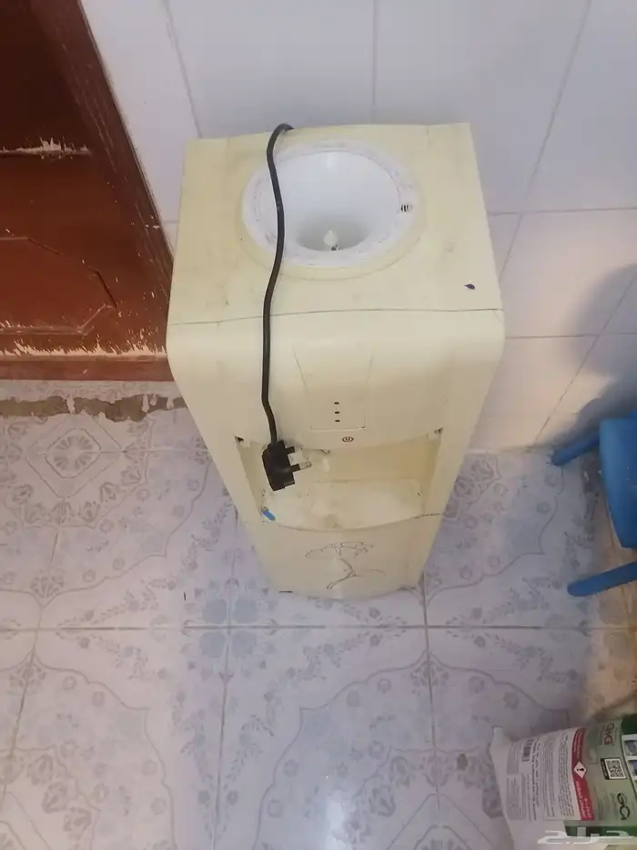 للبيع فرن وبراد ماء 2