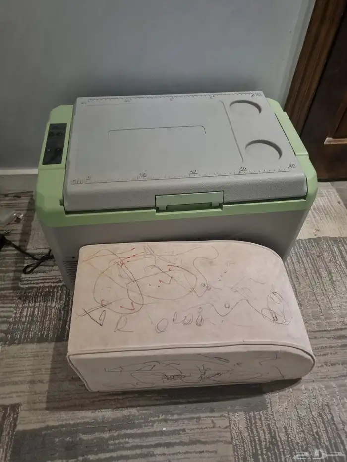 ثلاجة رحلات 30 لتر 0