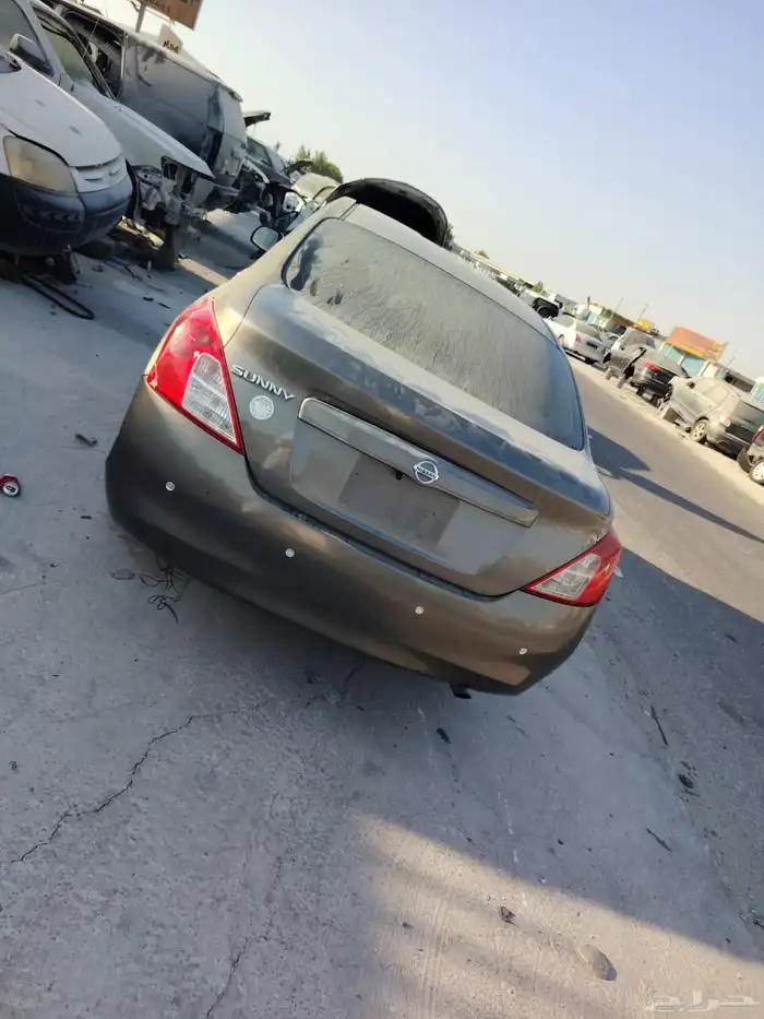 نيسان صني 2013 تشليح قطع غيار فقط 0