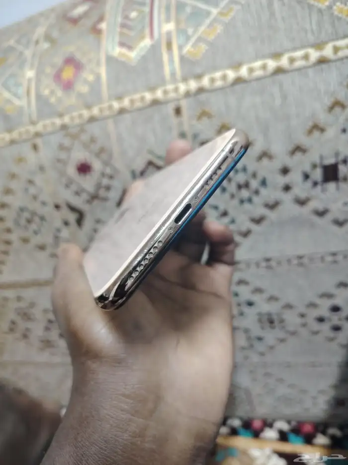 ايفون xs max نظيف 256 الجوال م فك من قبل ولا دخل صيانه 9