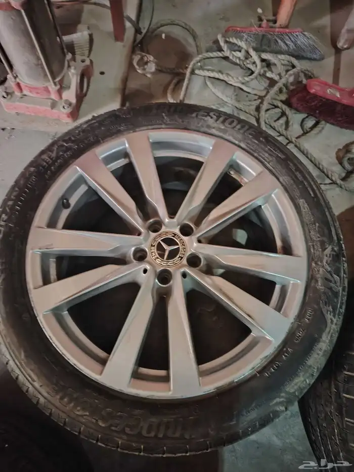 جنوط مرسديس وكالة معاالكفرات برجستون للبيع علا السوم 1