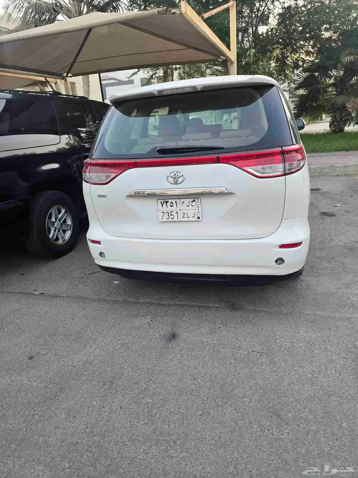 سيارة بريفيا موديل 2013 سيار  ماشاء الله السعر 22000 ريال 0