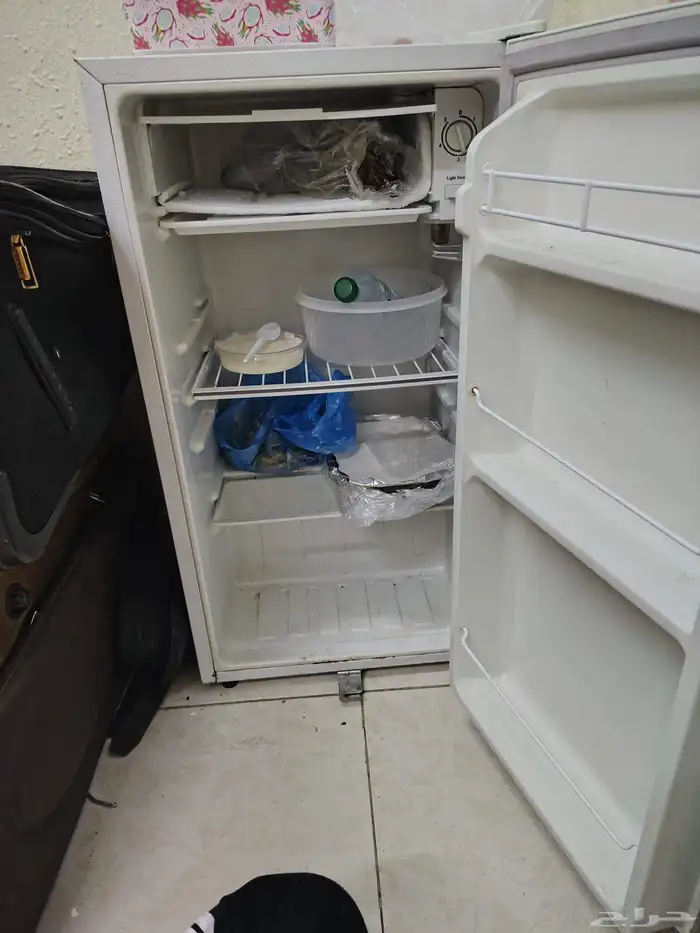 تلاجه صغيره يعتبر جديده استعمال خفيف 0