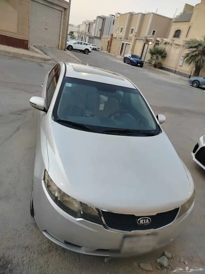 كيا -سيراتو موديل 2012 7