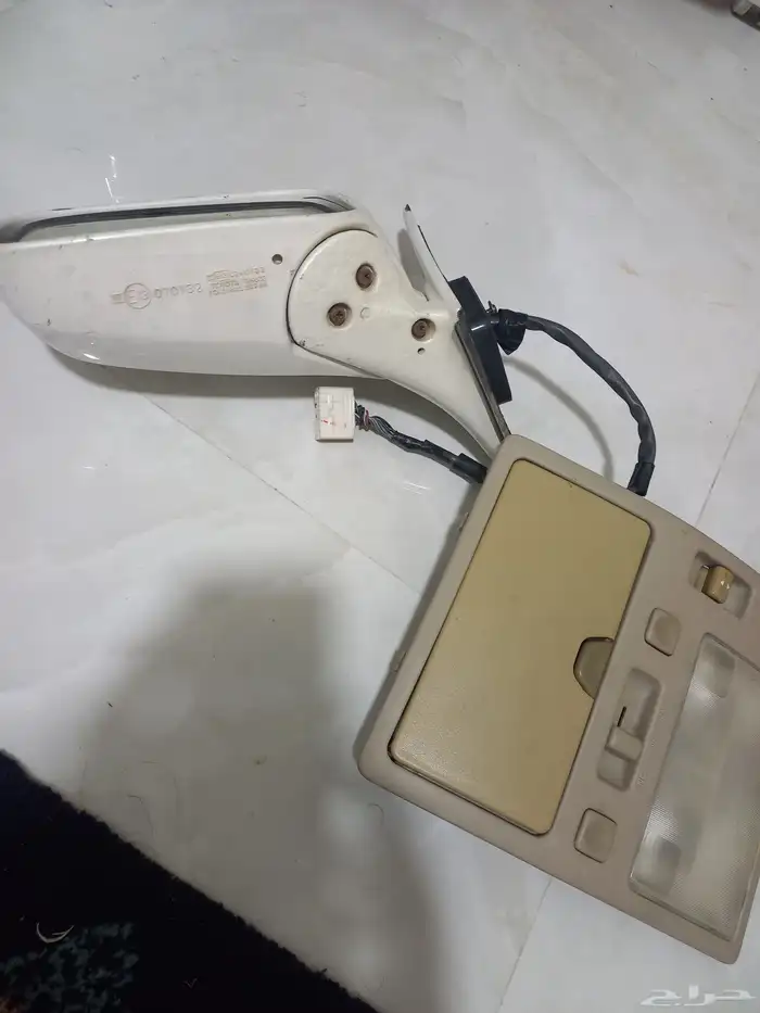 قطع غيار سيارة لكزس gs 300 0