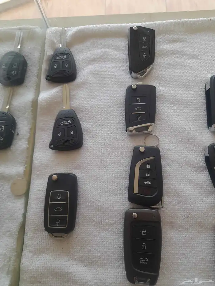 نسخ وبرمجة المفاتيح البصمة والعادي فتح شقق وخزنات تصليح ريمو 2