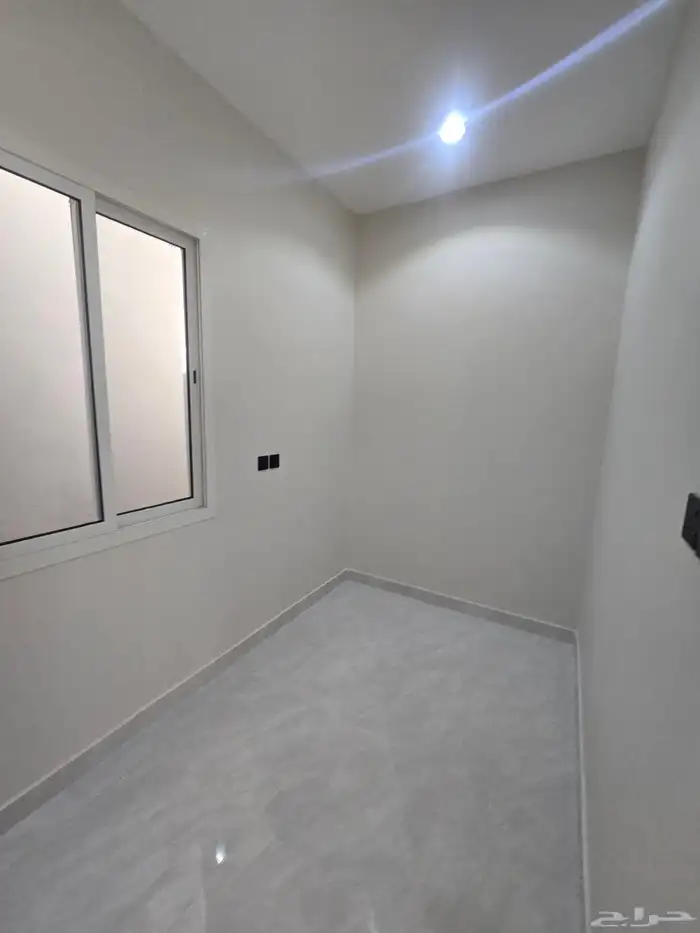 للبيع فيلا دورين وملحق 7 غرف نوم مكتمل الخدمات 31