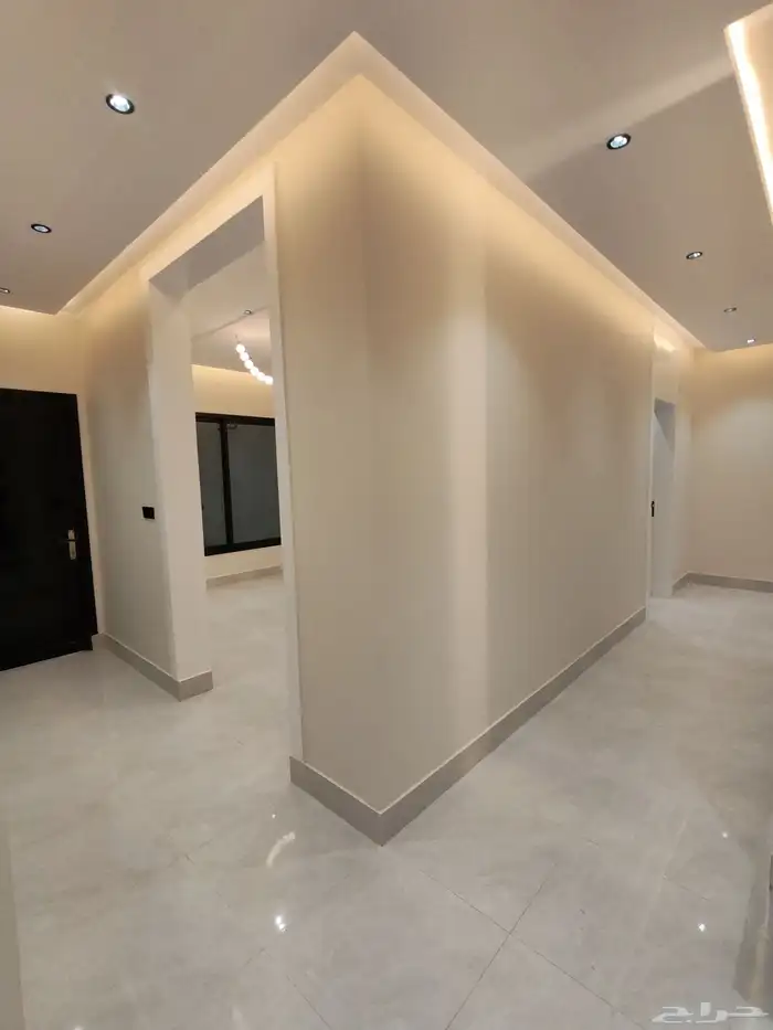 للبيع بأبها شقق ارضي مع بايكه سياره تشطيب vip 16