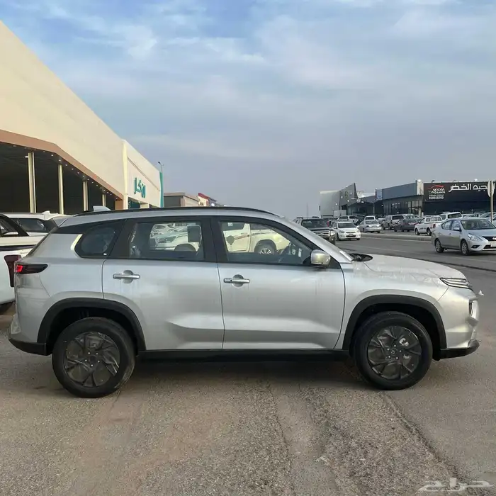 تويوتا اوربان كروزر GL 2026 5
