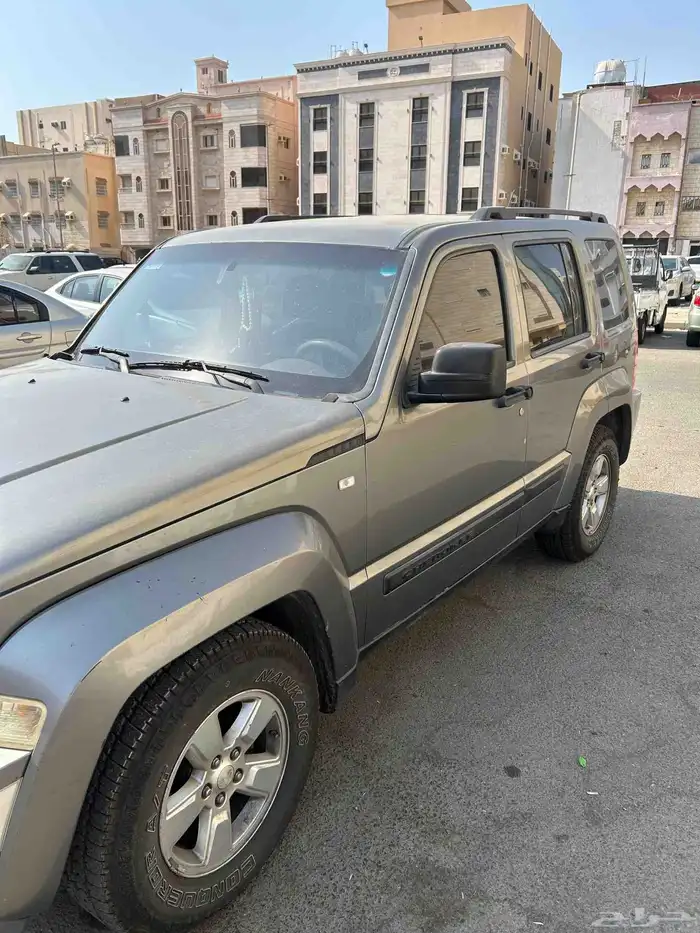 model 2012 jeeb cherokee milage 307719 watspp only 1