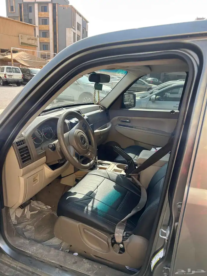 model 2012 jeeb cherokee milage 307719 watspp only 2