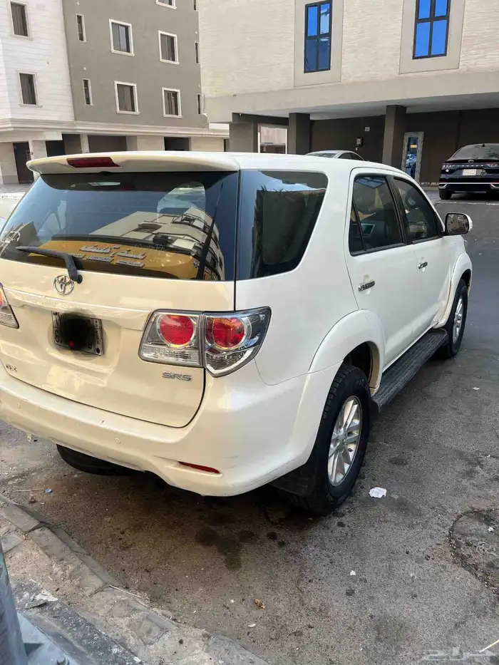 سياره تويوتا فورتشنر 2