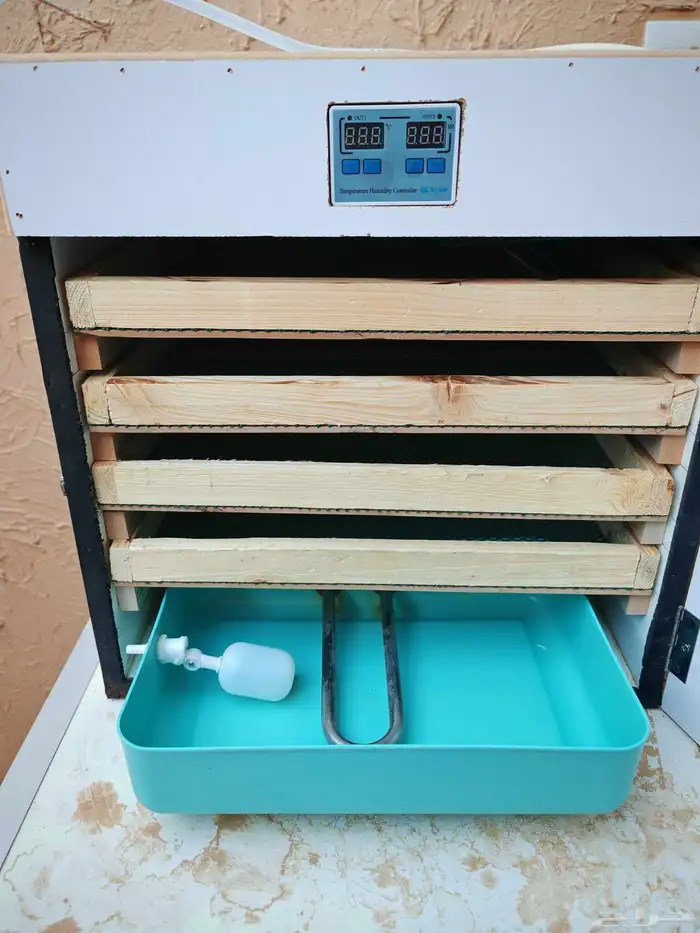 فقاسة يدوية 300 بيضة جديدة 1