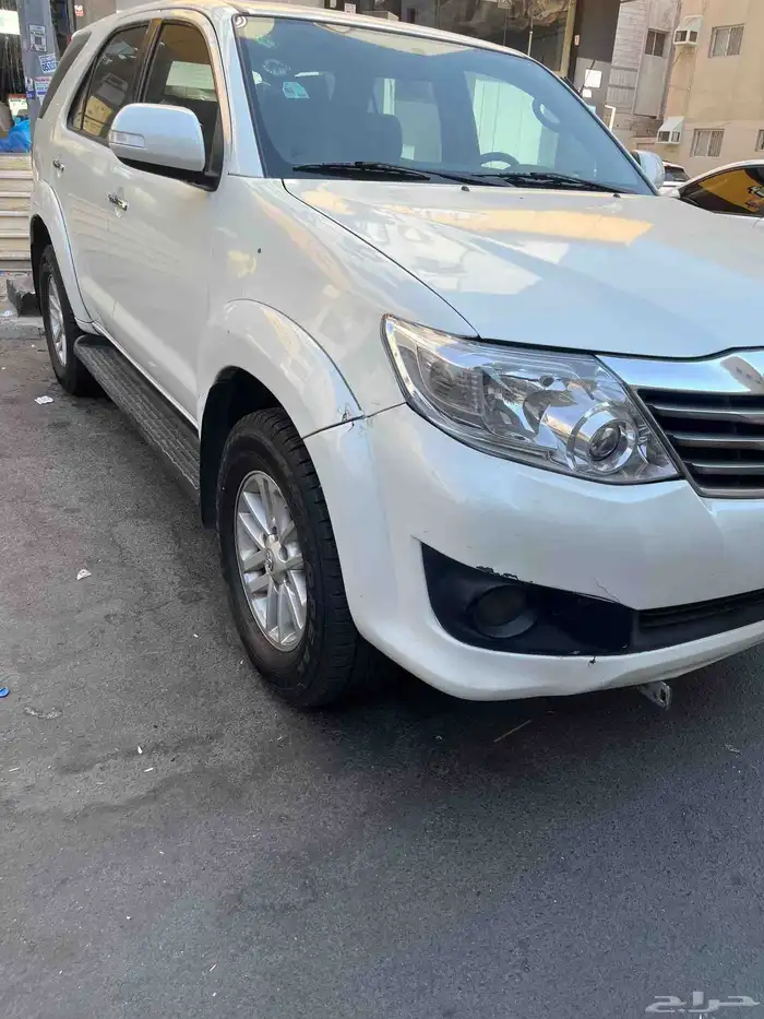 سياره تويوتا فورتشنر 4