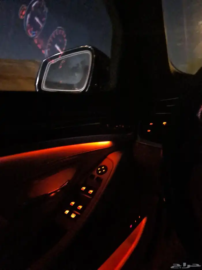 بي ام 520i موديل 2015 فل مواصفات 12