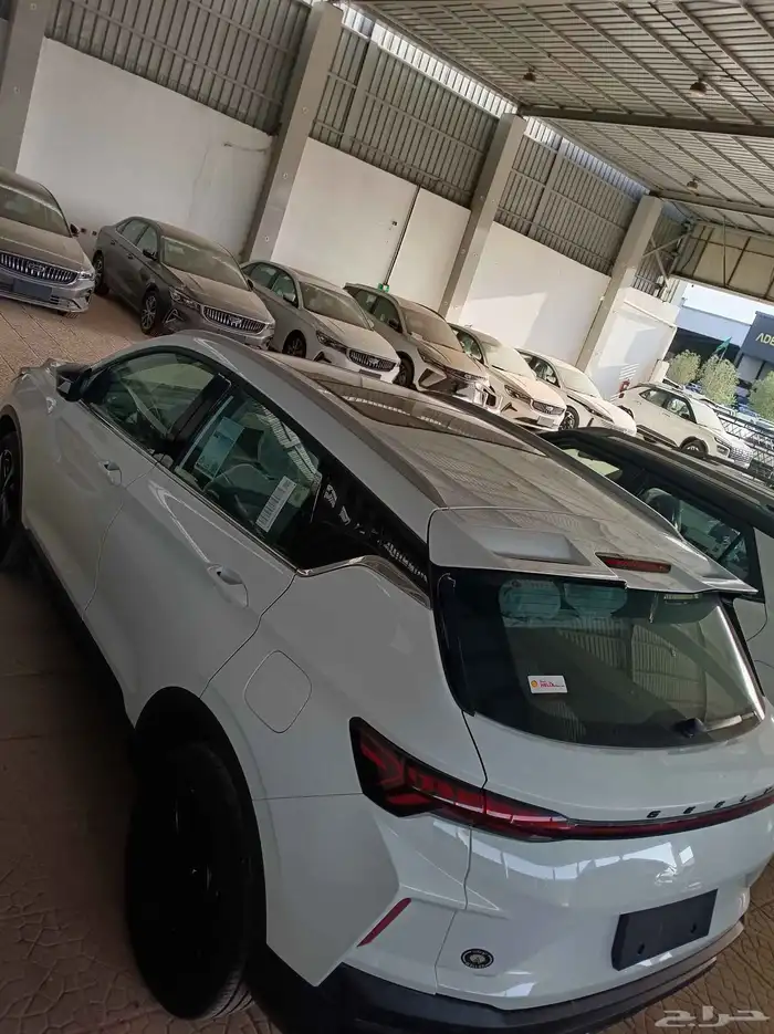 جيلي كولراي نص فل 2025 2