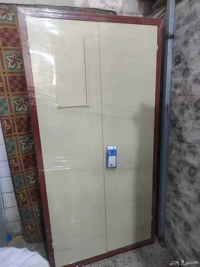 سرير حديد سرير بوكس دولاب ملابس دولاب خشب مفارش بطانية 4