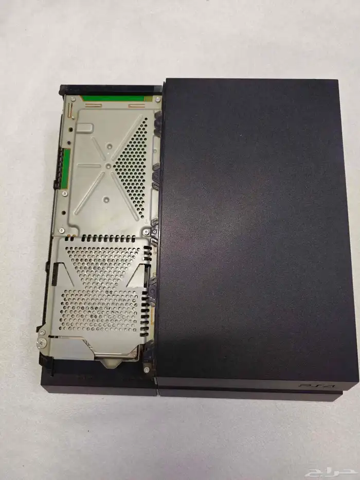 Hacked PlayStation 4 900 500 GB with approximately 30 instal 2