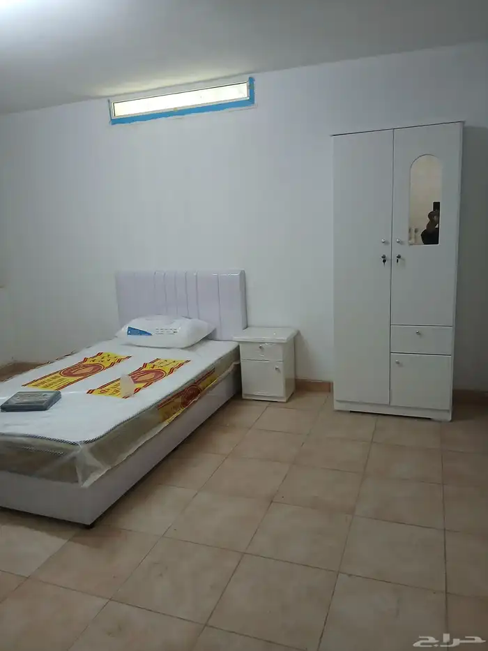 اقوي العروض لدينا غرفه نوم نفر بي 550 ريال فقط 1