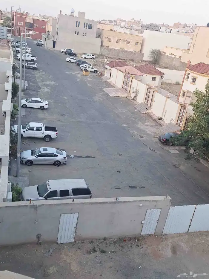 فله ودور منهيه على البلاط والجبوس للبيع 10