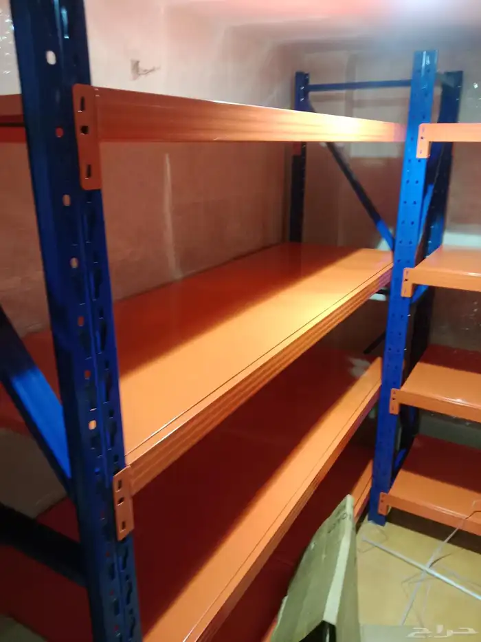 لبيع جميع انواع الرفوف الجديده رفوف التخزين ارفف منازل 0