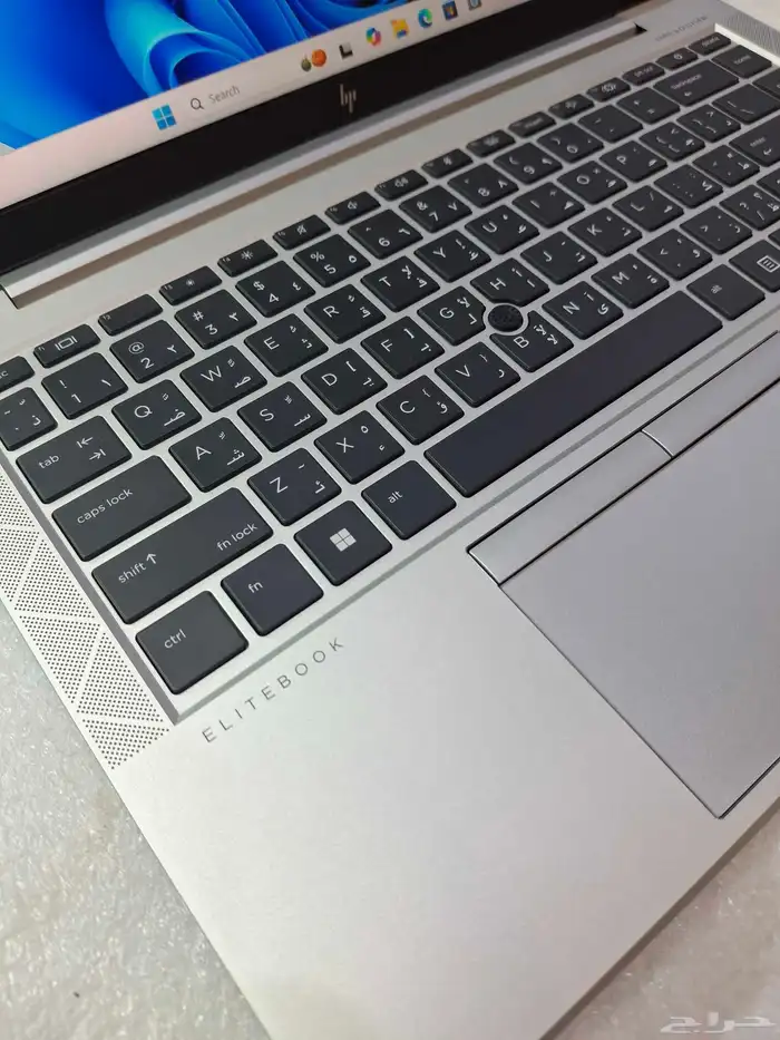 لابتوب HP بحالة ممتازة وشكل أنيق ونحيف جدا وجسم معدن 2