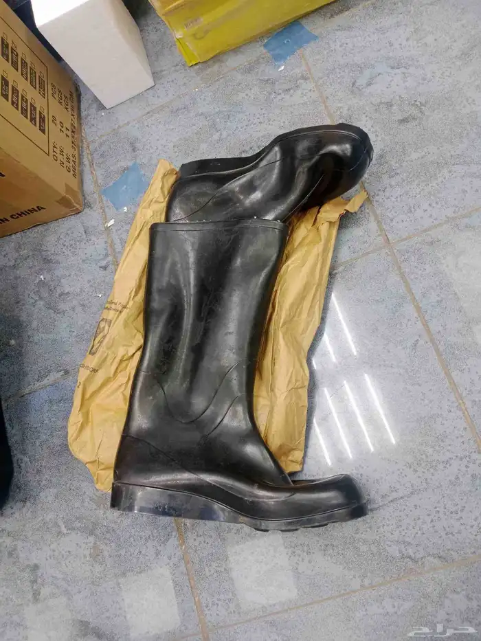 جزمات عمال اسود رقبه طويل 0