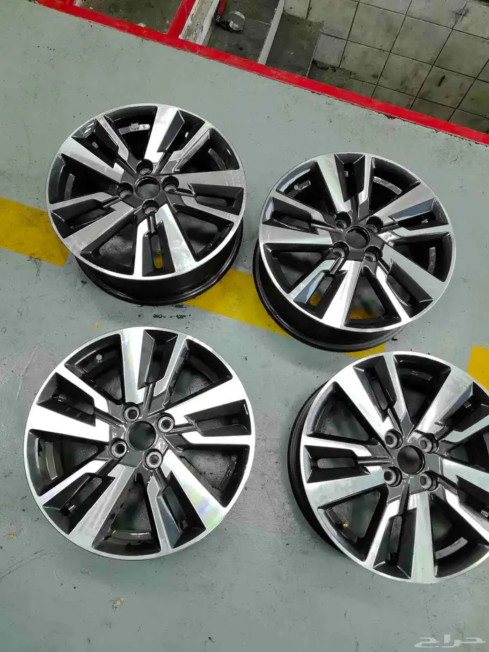 جنوط نيسان صني 2023 اصلي وكاله 4