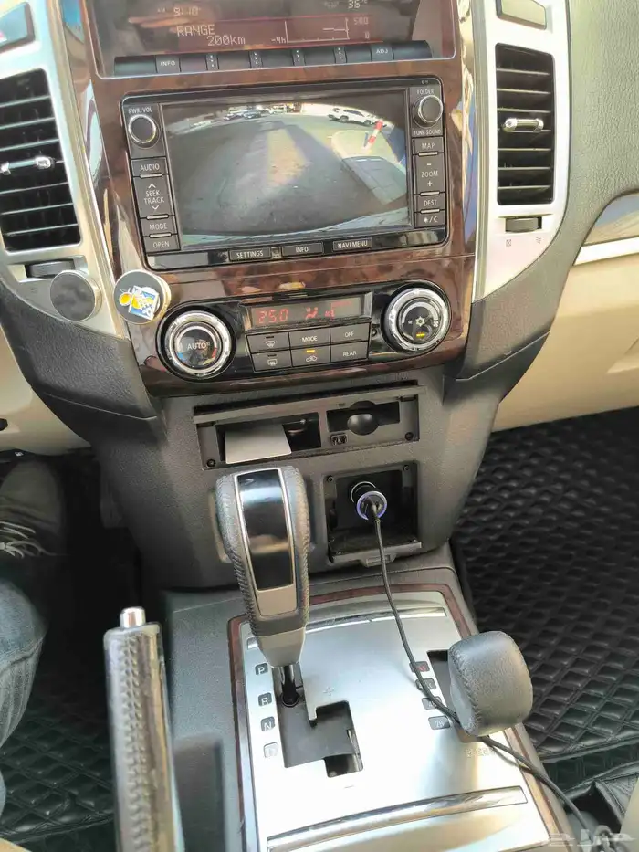 باجيرو 2016 علامة ذهبية 6