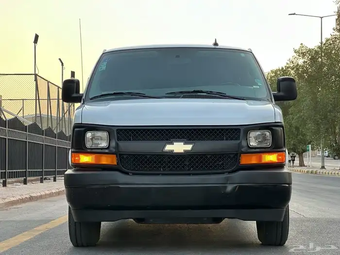 شفروليه إكسبرس موديل 2017 سعودي شاص طويل وزن 2500 فل 14