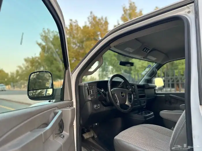 شفروليه إكسبرس موديل 2017 سعودي شاص طويل وزن 2500 فل 18