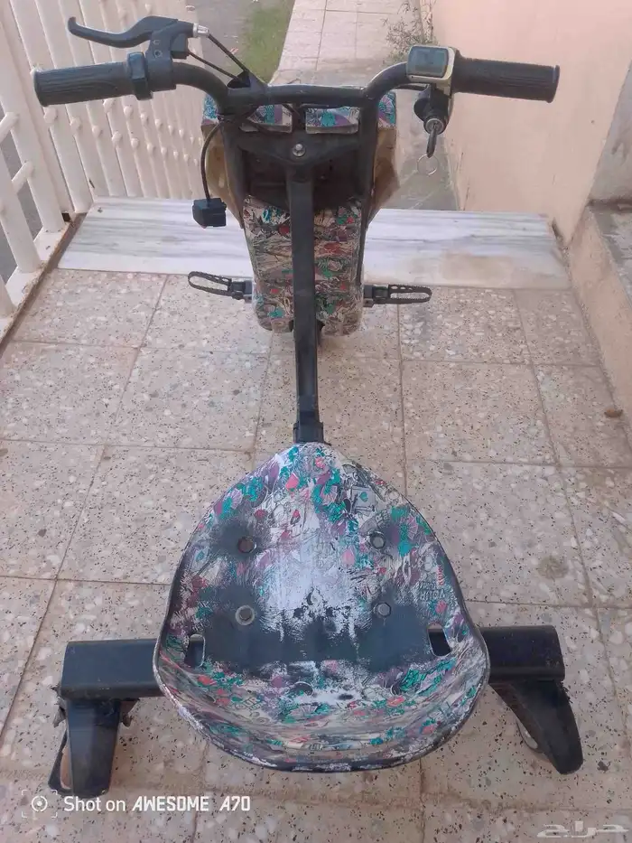 سكوتر درفت استخدام ثلاث شهور مستخدم 1