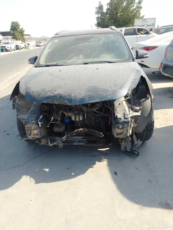 ترافلس 2010 تشليح قطع غيار 2