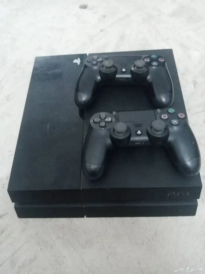يوجد لدينا بلاي ستيشن 4 على السوم 0